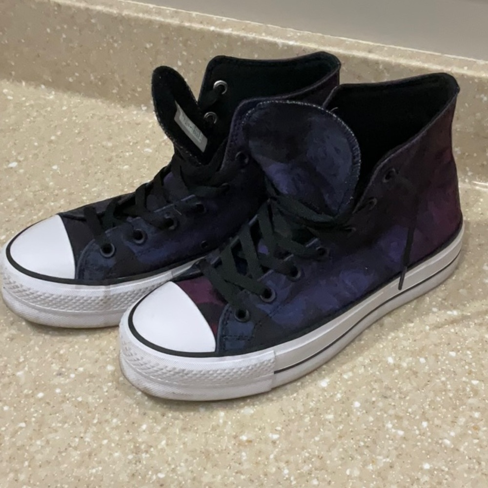 Women’s Converse Platform High Top